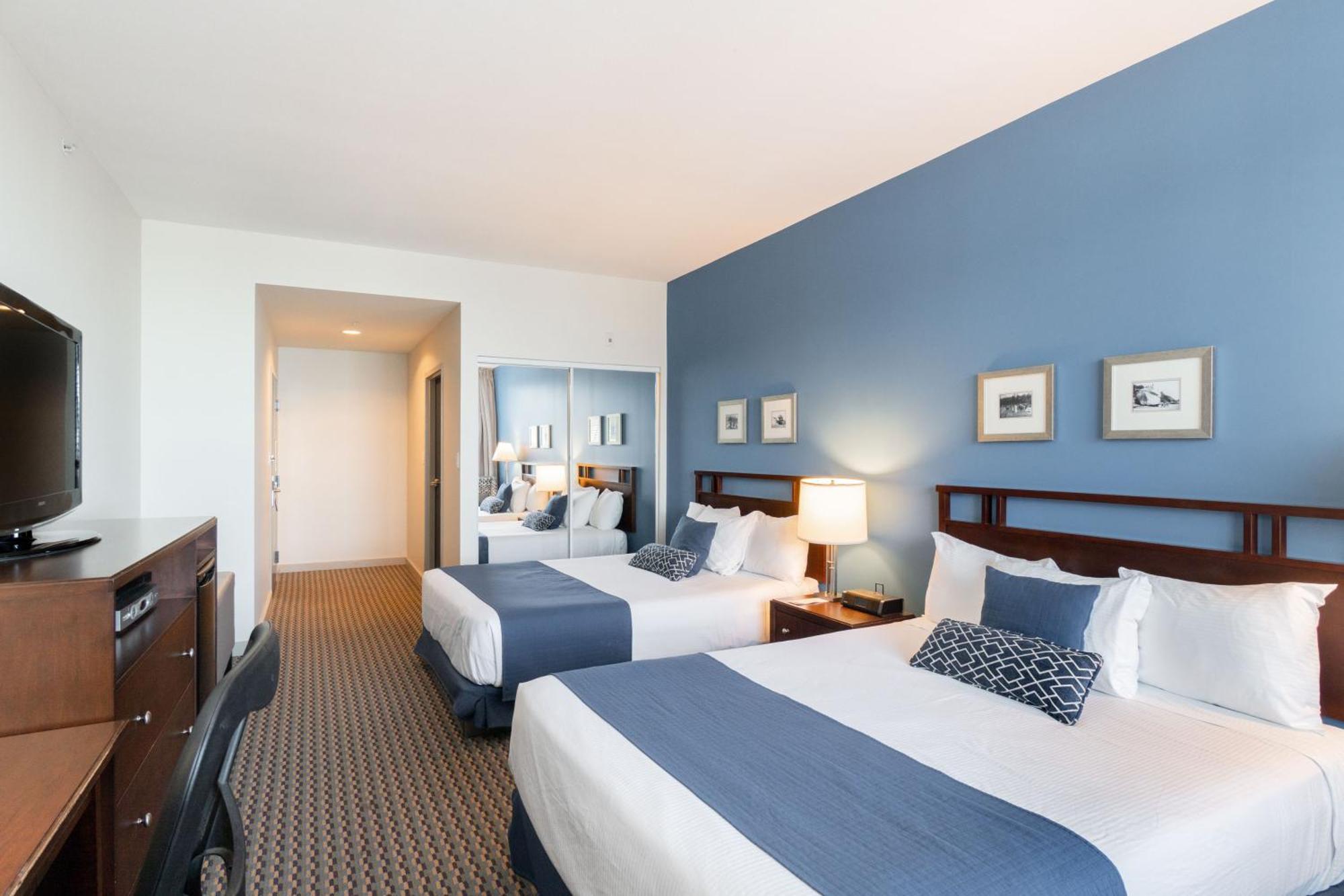 Ocean Promenade Hotel White Rock Room photo